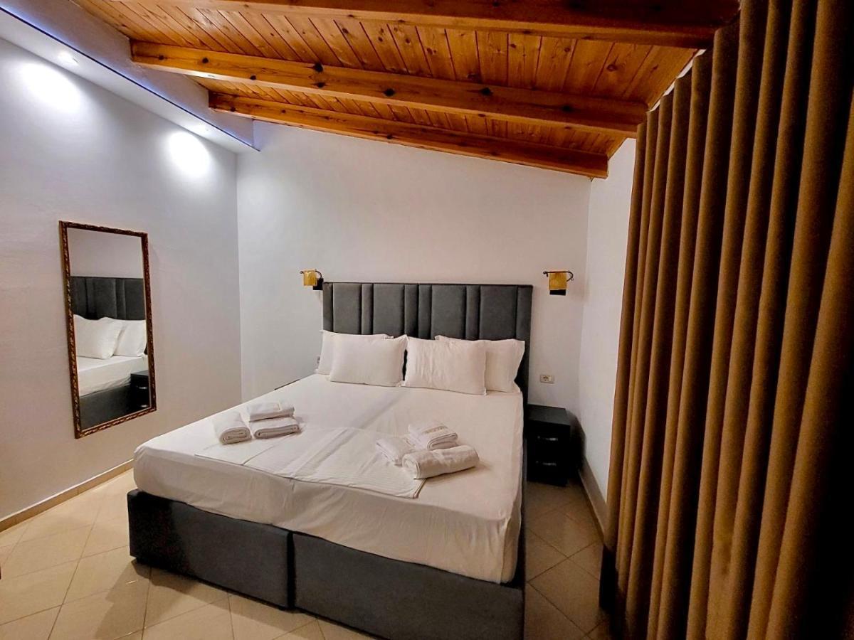 Vila Bello Ksamil Luaran gambar