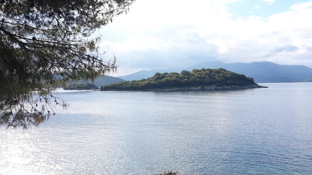 Vila Bello Ksamil Luaran gambar