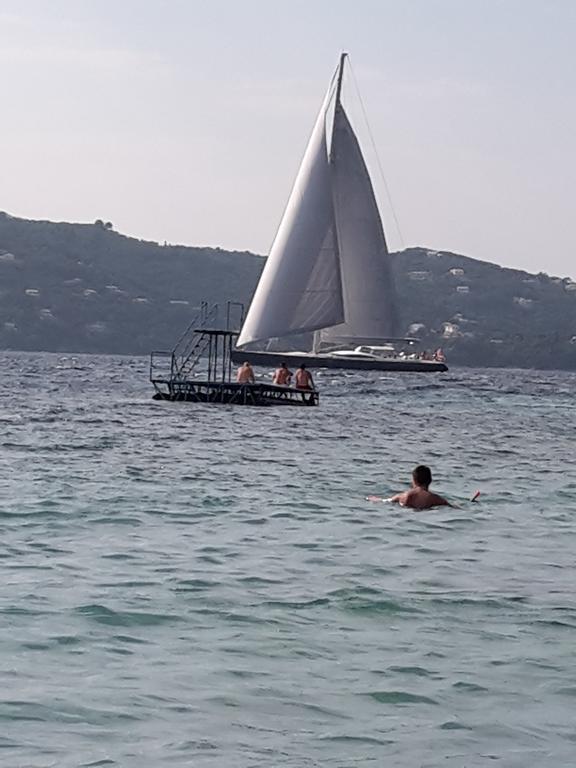 Vila Bello Ksamil Luaran gambar