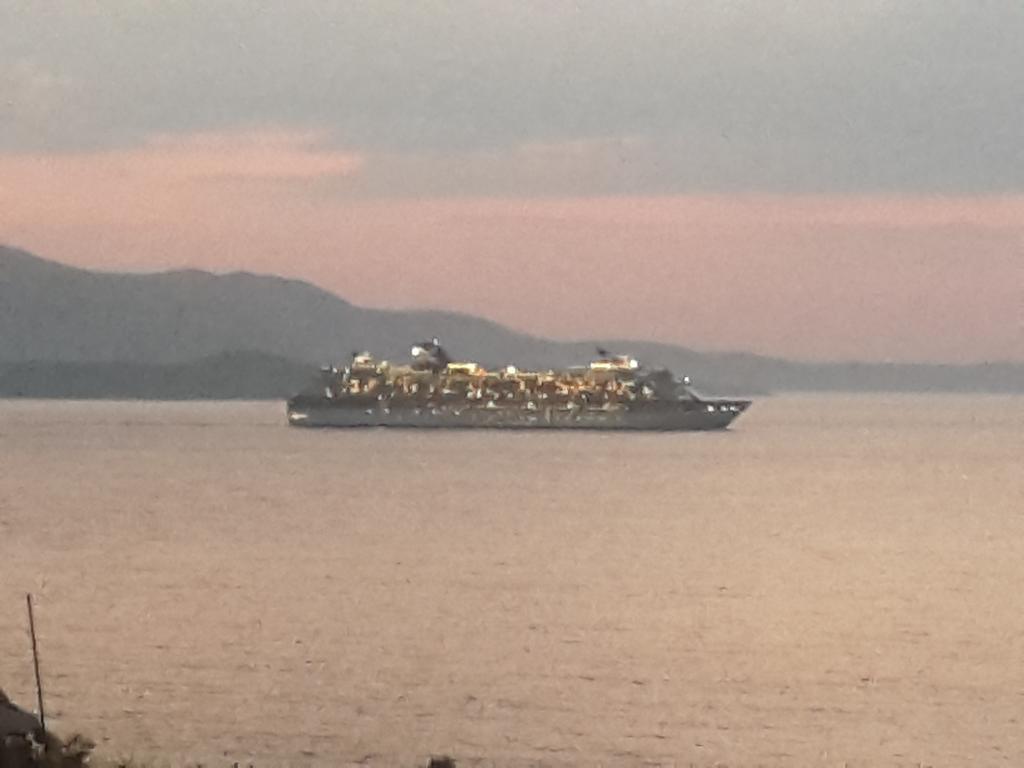 Vila Bello Ksamil Luaran gambar